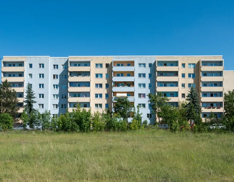 Große Wohnung mit Balkon — photo 1